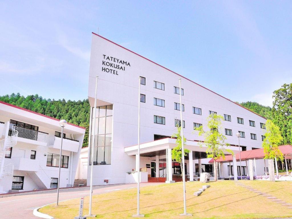 Tateyama Kokusai Hotel Toyama Exterior photo